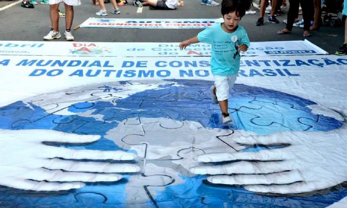 Detecção precoce do autismo ajuda na alfabetização e inclusão escolar