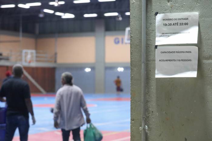 Abrigo contra o frio na Asa Sul faz mais de 2,2 mil acolhimentos em 20 dias com dignidade e conforto>