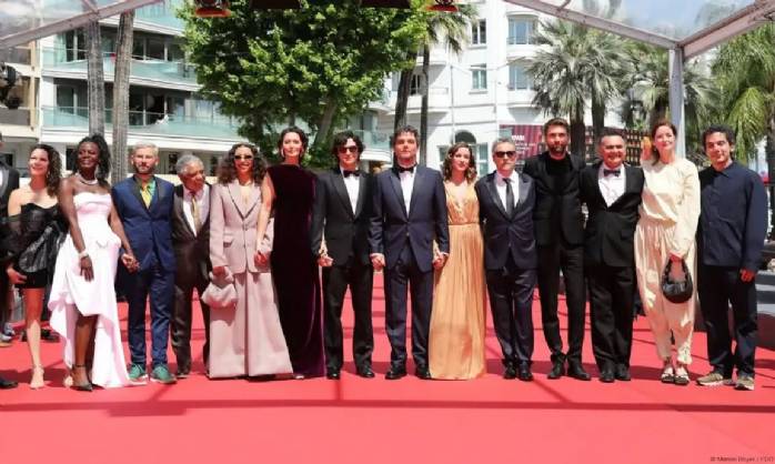 Agente Secreto leva frevo para Cannes e tem estreia aplaudida>