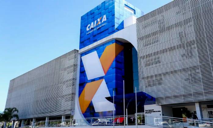 Caixa libera abono salarial para nascidos em março e abril