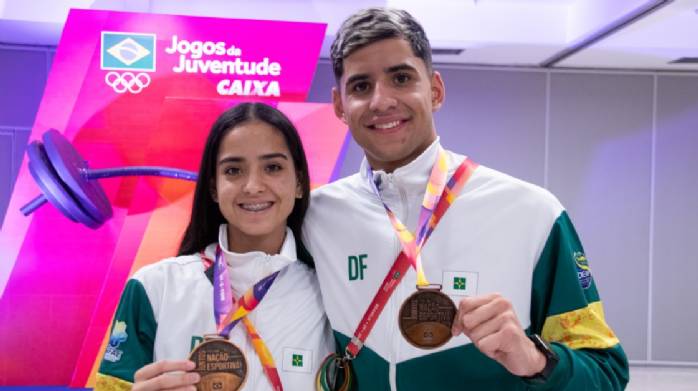 Gêmeos de escola pública de Santa Maria fazem história no taekwondo>