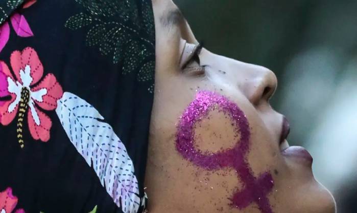Hoje é Dia destaca os direitos da mulher e os cuidados com a audição