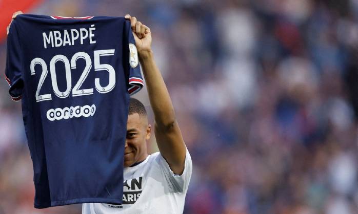 Mbappé diz que pode imaginar decepção do Real após renovar com PSG>