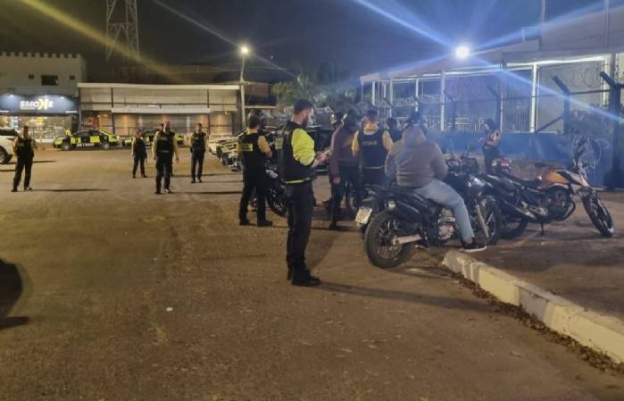 Operação Sossego em Taguatinga flagra irregularidades em motocicletas>
