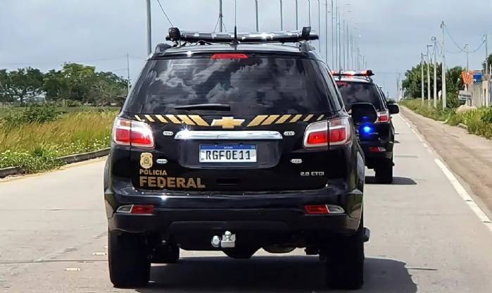 PF apreende mais de uma tonelada de maconha em rodovia paulista>