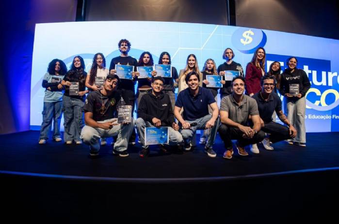 Planejamento financeiro para estudantes da rede pública do DF