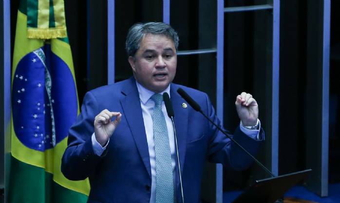 Projeto que exclui do limite fiscal gasto com terceirizado volta à CAE>