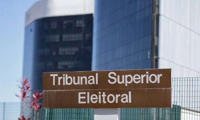 TSE julga hoje processo que pede cassação do governador do Rio>