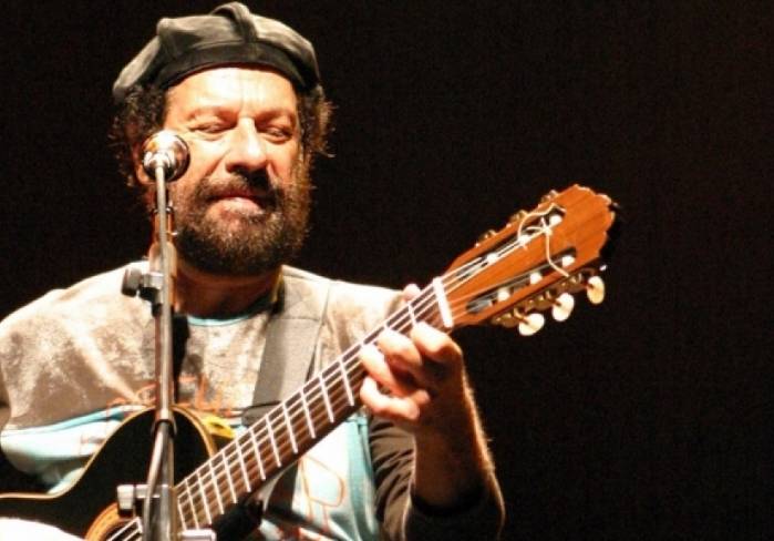 João Bosco faz show voz e violão em Brasília