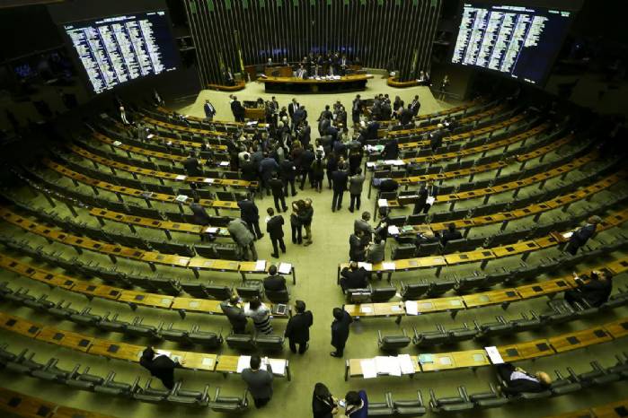 Câmara conclui votação de medida provisória da reforma administrativa