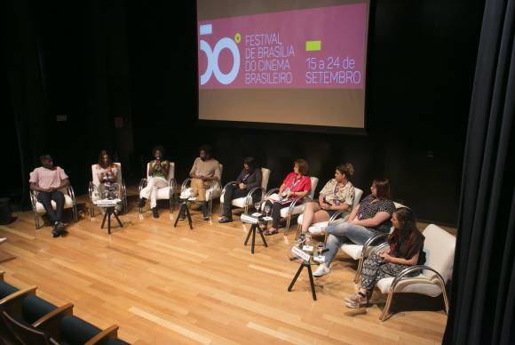 Arábia e Café com Canela são os filmes vencedores do Festival de Brasília