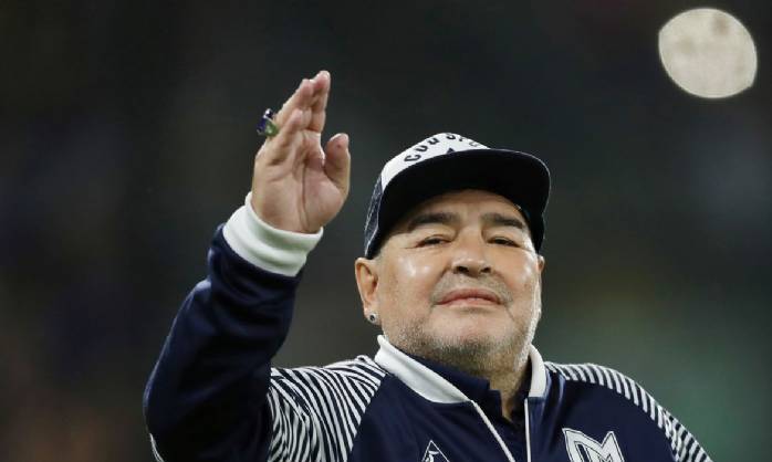 Morre Diego Maradona, aos 60 anos, após parada cardiorrespiratória