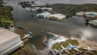 Aeroporto de Porto Alegre volta a receber voos comerciais na segunda