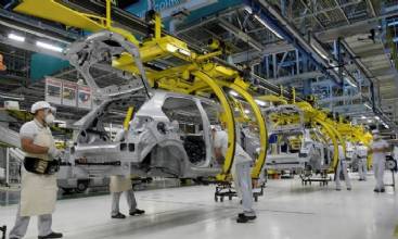 Atividade econômica brasileira cresce 0,4% em fevereiro