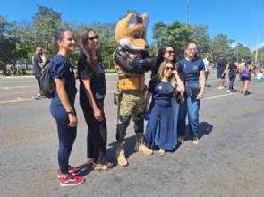 Batalhão de Polícia Militar Ambiental promove ação no Eixão do Lazer