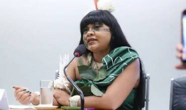 Célia Xakriabá pede que PF investigue violência em marcha indígena