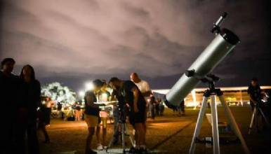 Cometa que passará perto da Terra poderá ser visto no Brasil