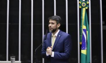 Deputado Pedro Lucas recusa convite para ser ministro das Comunicações