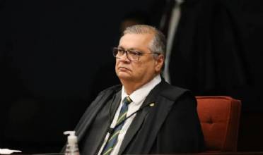 Dino suspende trecho de PL que libera emendas do orçamento secreto