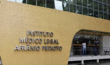 Família de Juliana Marins pede que PF investigue vazamento de autópsia