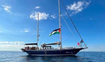 Israel diz que impedirá barco com ativistas de chegar a Gaza