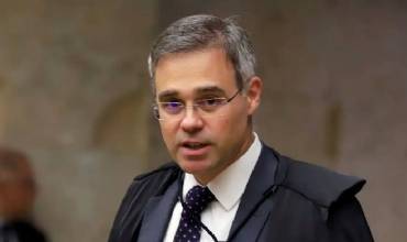 Mendonça acata recurso e ordena que Alcolumbre prorrogue CPMI do INSS