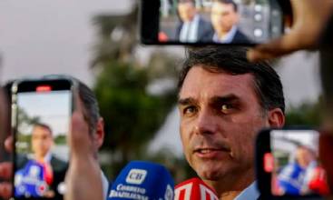 Moraes autoriza a visita dos filhos de Bolsonaro na PF