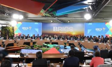 Para especialistas, ameaças de Trump não devem frear comércio do Brics