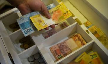 Portabilidade de consignado para CLT entre bancos começa a valer