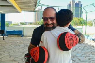 Projeto leva aulas de boxe à ala psiquiátrica do Hospital de Base