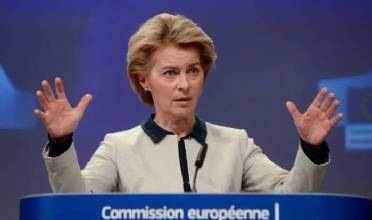 União Europeia suspende contramedidas contra tarifas dos EUA