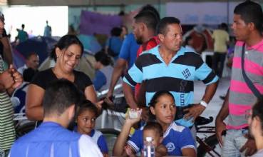 Venezuelanos que vivem no Brasil veem com tristeza crise em seu país